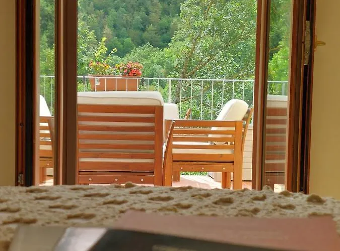 Donnini Bed & Breakfast 4*