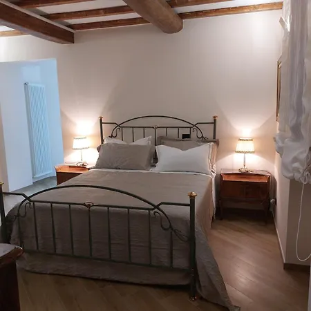 Donnini Bed & Breakfast *