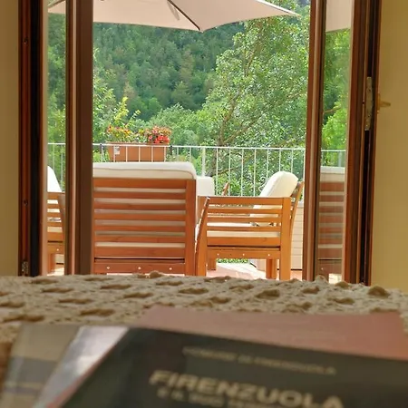 Donnini Bed and Breakfast 4*