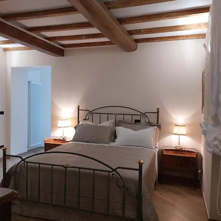 Donnini Bed and Breakfast